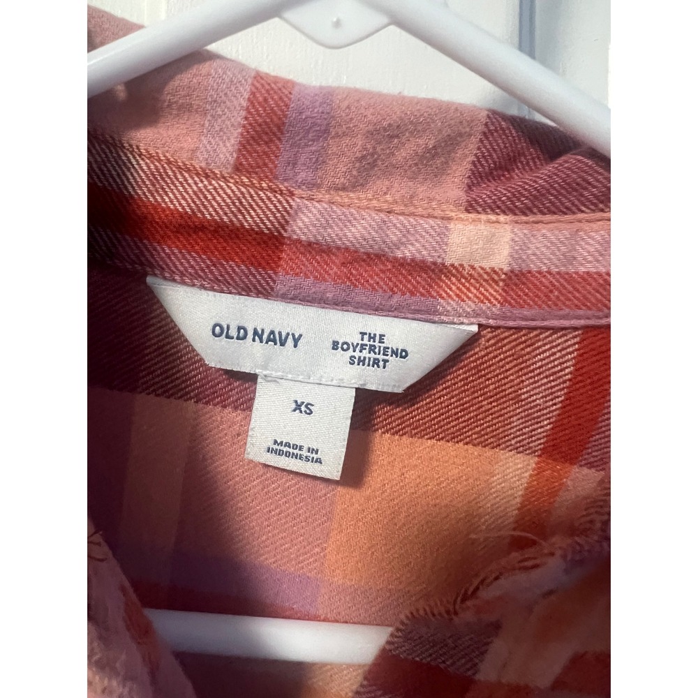 Old Navy Flannel Boyfriend Shirt Womens XS Pink Plaid - Picture 2 of 6